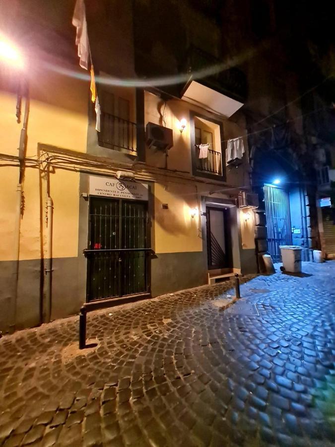 Amore Napoletano Napoli Eksteriør bilde